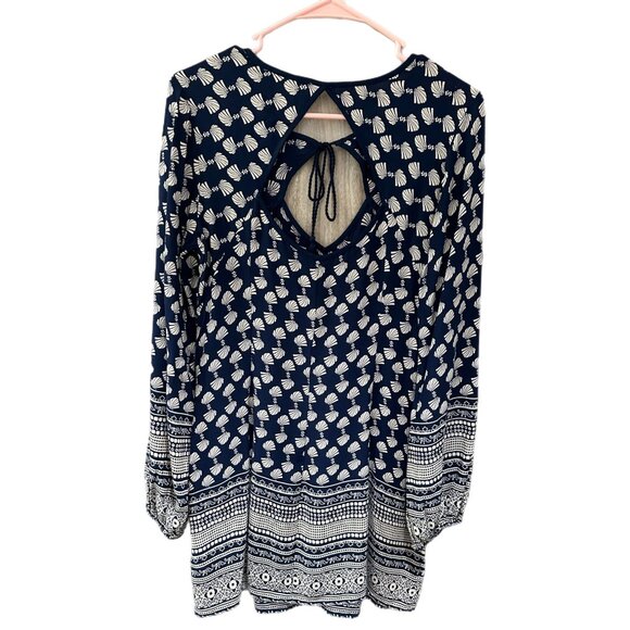 Band of Gypsies Women’s Small Shell Print NAVY/SAND Tie Neck Dress Boho Bohemian - Picture 4 of 5